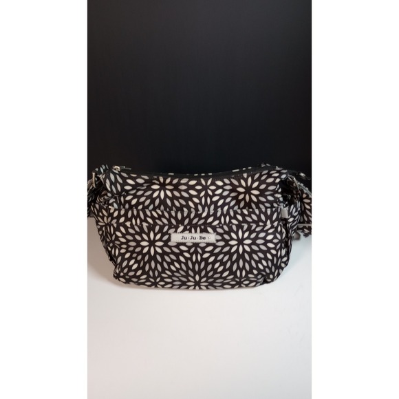 Ju-Ju-Be Other - JU JU BE  Be Prepared Diaper Bag – Black & White Floral Pattern w/ Changing pad